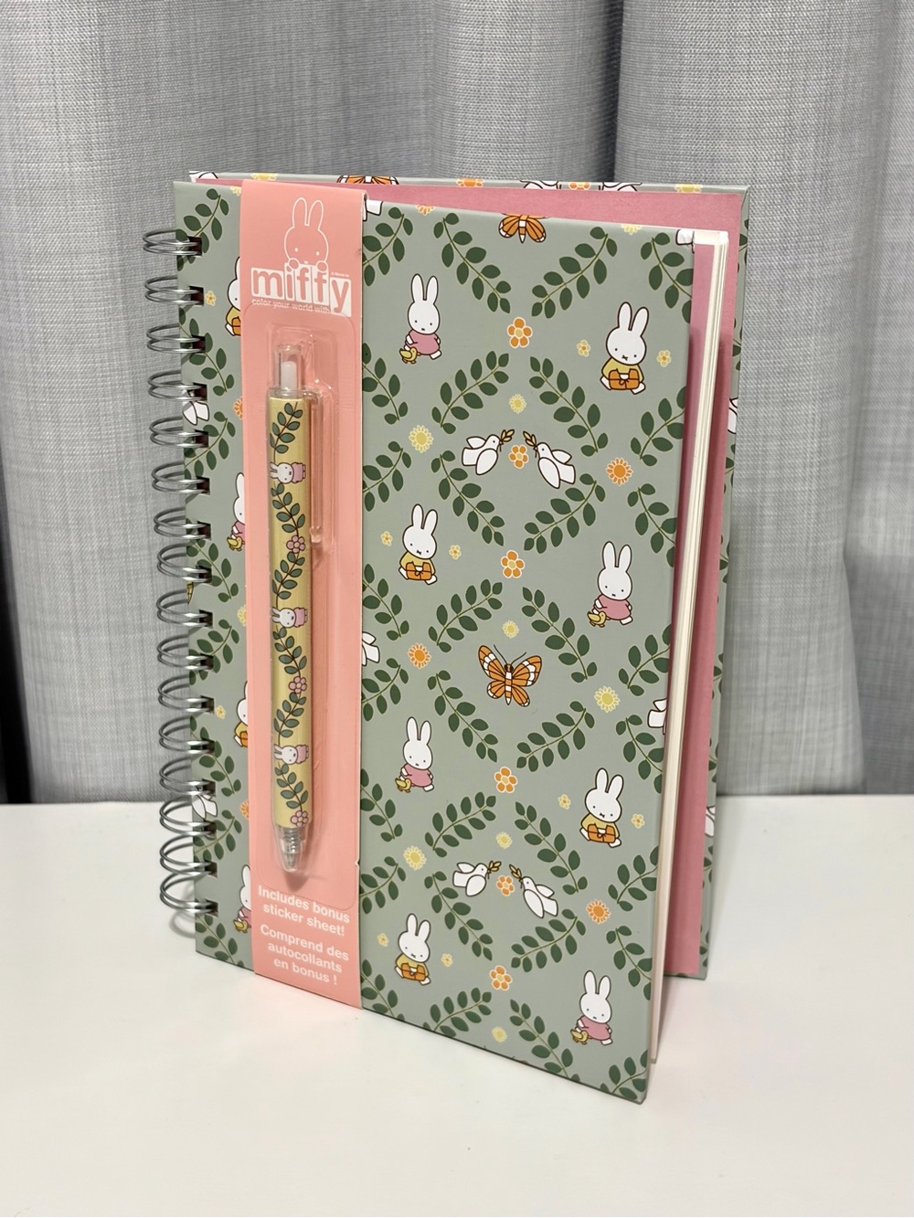 miffy notebook w/ stickers&pen